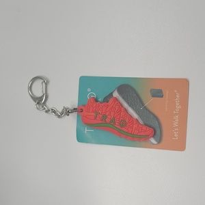 TRAQ by Alegria Shoe Keychain Smart Shoe Running Fashion Sport